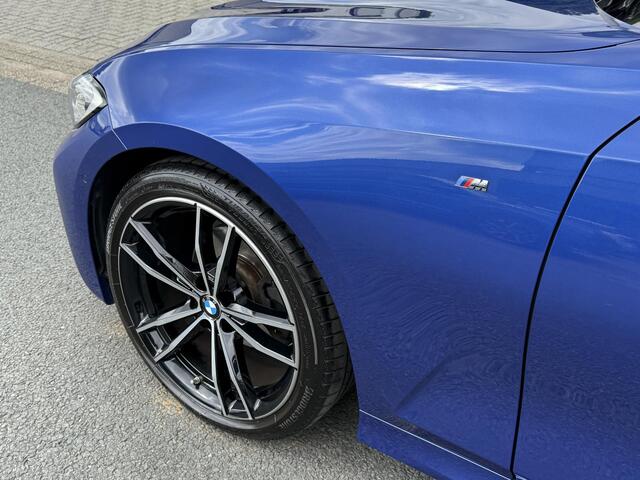 BMW 3-SERIE 320i M-Sport 184PK AutomaatoPanooLaser