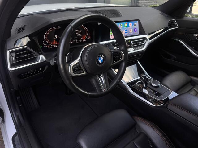 BMW 3-SERIE 320i 184PK Automaat M-Sport Shadow Head-UP Camera Leer