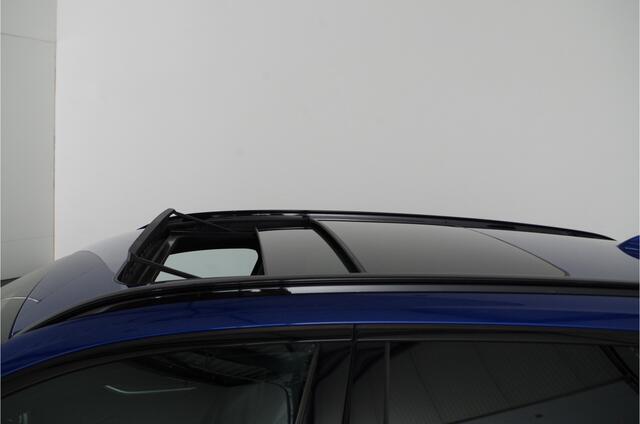 BMW 3-SERIE Touring 330e M Sport Pano.schuif/Laser LED/Adaptive ophanging/Memory/Head-up/Portimo Blue...