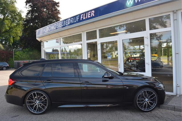 BMW 3-SERIE Touring 320i M Sport Edition | Leder | 20INCH | Orig. NL | NAP |