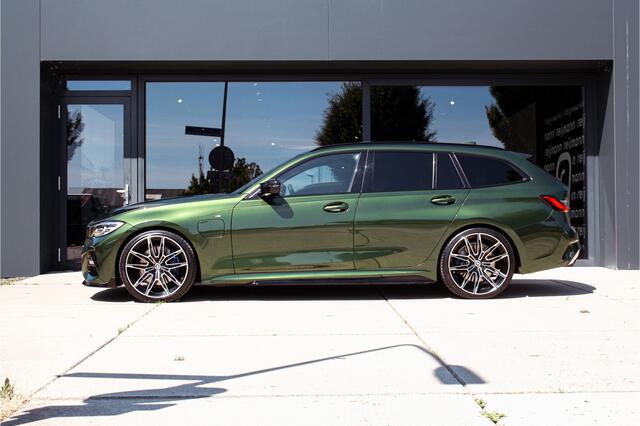 BMW 3-SERIE Touring 330E M-Performance | Verde Ermes | Pano | Trekhaak