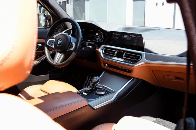 BMW 3-SERIE Touring 330E M-Performance | Verde Ermes | Pano | Trekhaak