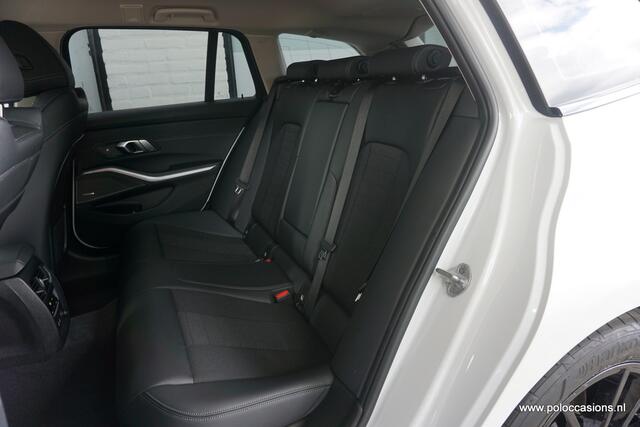 BMW 3-SERIE Touring 320i Carplay | Camera | Sportinter | Harman Kardon