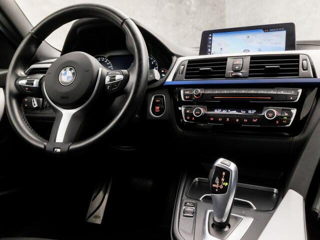 BMW 3-SERIE Touring 320i M Sport Black Edition 184Pk Automaat (GROOT NAVI, M PAKKET, VIRTUAL COCKPIT, STOELVERWARMING, LEDEREN SPORTSTOELEN, GETINT GLAS, CRUISE, NIEUWE APK, NIEUWSTAAT)