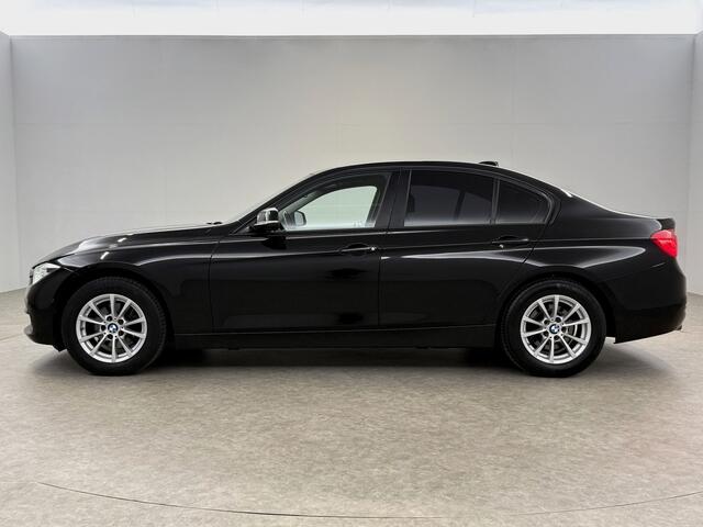 BMW 3-SERIE 318i Executive LED Clima Cruise Navigatie PDC 16''LMV