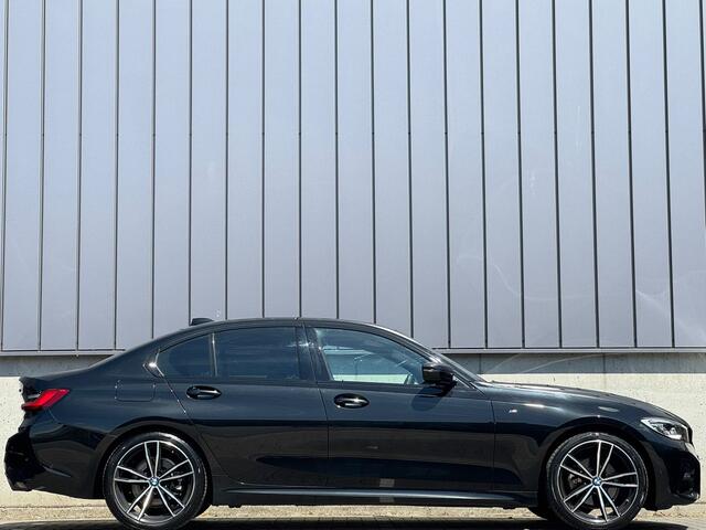 BMW 3-SERIE 320i 184PK Aut. M-Sport Shadow Laser Dode-Hoek Camera