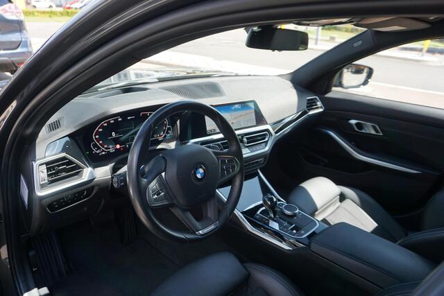 BMW 3-SERIE Touring 330e | ACC | HUD | hifi