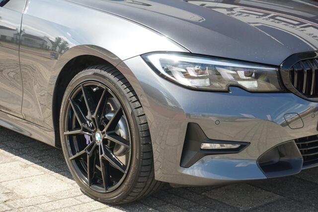 BMW 3-SERIE Touring 330e | ACC | HUD | hifi