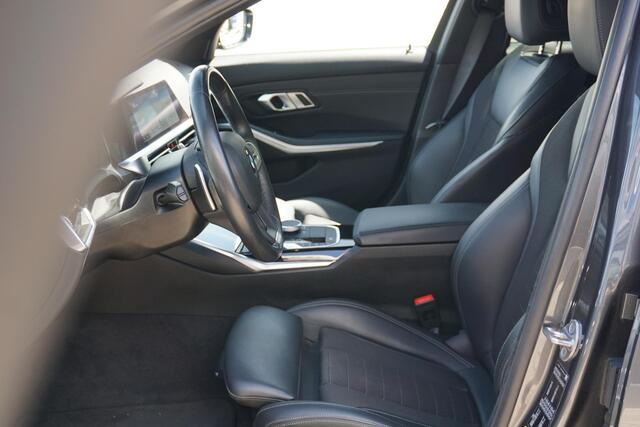BMW 3-SERIE Touring 330e | ACC | HUD | hifi