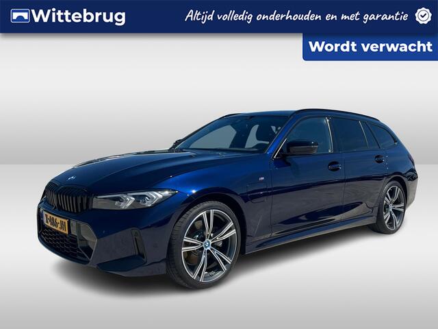 BMW 3-SERIE Touring 320e / Pano / Navigatie / App connect / Lichtmetaal 19 inch / Half leer/alcantra /