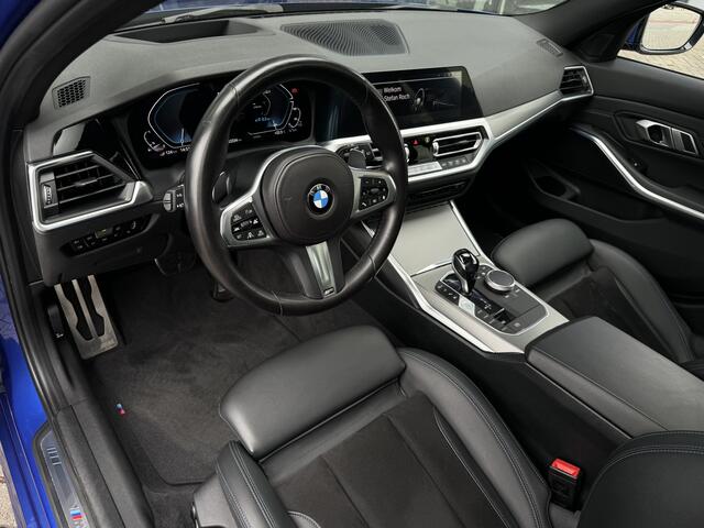 BMW 3-SERIE Touring 330e xDrive M Sport Panoramadak