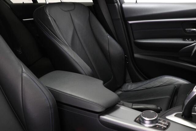 BMW 3-SERIE 318i M Sport Edition | OPEN DAK | STOELVERWARMING | 19"