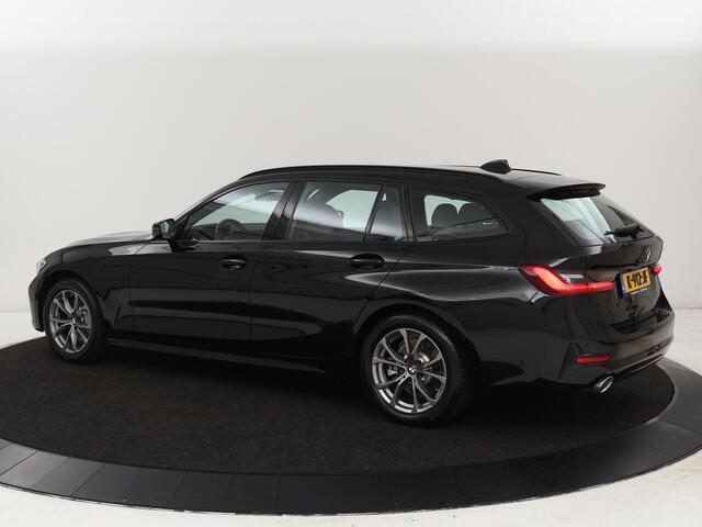 BMW 3-SERIE 330e eDrive Edition | Leder | Adaptive cruise | Stoelverwarming | Camera | Sport Line | Carplay | Sportstoelen | Live Cockpit | Keyless | Navigatie | Climate control