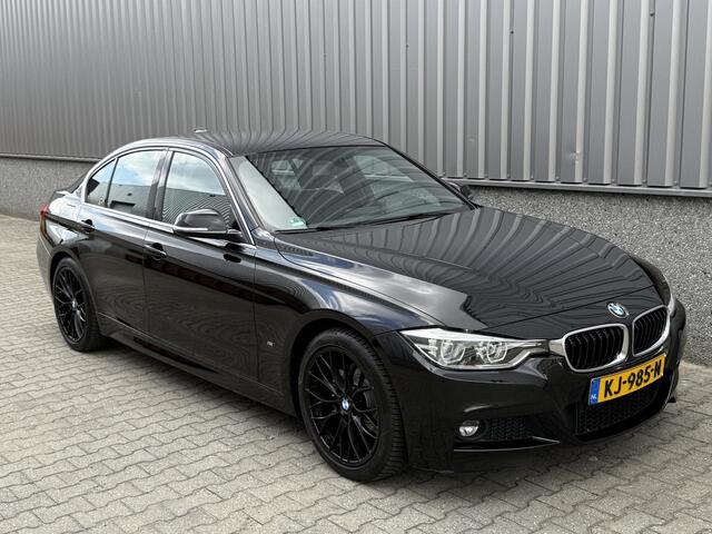 BMW 3-SERIE 330e M Sport LED | Navi | Parkeersensoren | Origineel Nederlands |