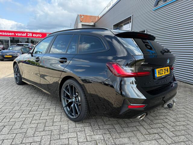BMW 3-SERIE Touring 330e xDrive Trekhaak 19 inch LED Head-Up Display ACC Carplay
