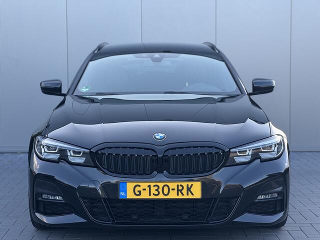 BMW 3-SERIE Touring 330i M Sport High Executive | 19" | Apple CarPlay | Dealer onderhouden !!