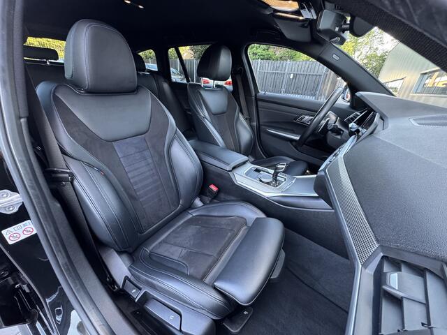 BMW 3-SERIE Touring 330i M Sport High Executive | 19" | Apple CarPlay | Dealer onderhouden !!