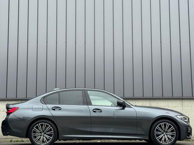 BMW 3-SERIE 330e 292PK M-Sport Shadow Dode-Hoek Camera Virtual