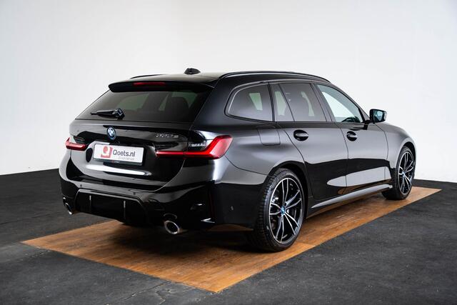 BMW 3-SERIE Touring 330e M Sport - Panoramadak - Parking/Driving Assistant - Active Cruise Control - Geluiddempende/Getinte Ruiten - Comfort Access - Elektrisch Verstelbare/Verwarmde voorstoelen - HiFi System Harman Kardon -