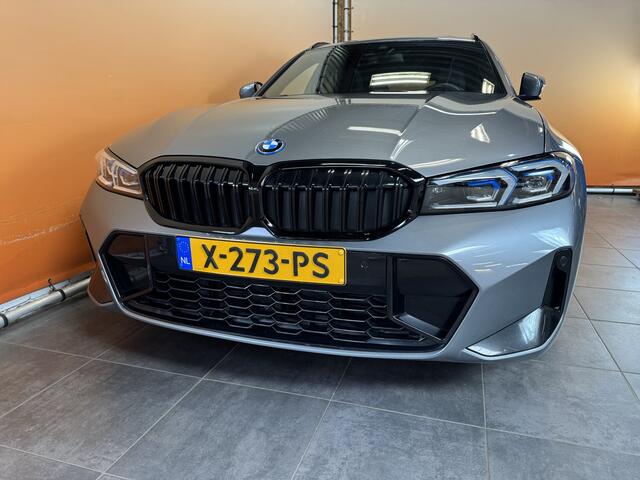 BMW 3-SERIE Touring 330e M sportpakket | panodak | trekhaak elektrisch