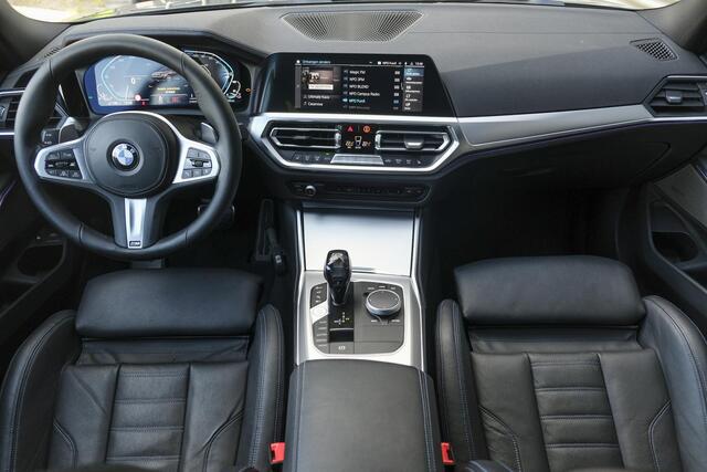 BMW 3-SERIE Touring 330e 292pk M-sport Panoramadak M3 seats *BTW* Dravitgrau Trekhaak Laser Harman/Kardon 1e eigenaar NLauto