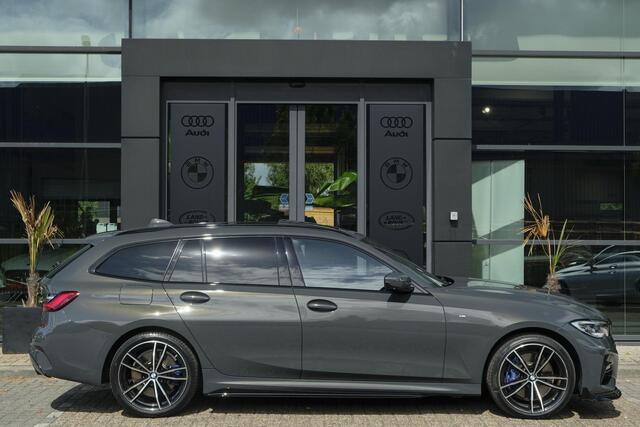 BMW 3-SERIE Touring 330e 292pk M-sport Panoramadak M3 seats *BTW* Dravitgrau Trekhaak Laser Harman/Kardon 1e eigenaar NLauto