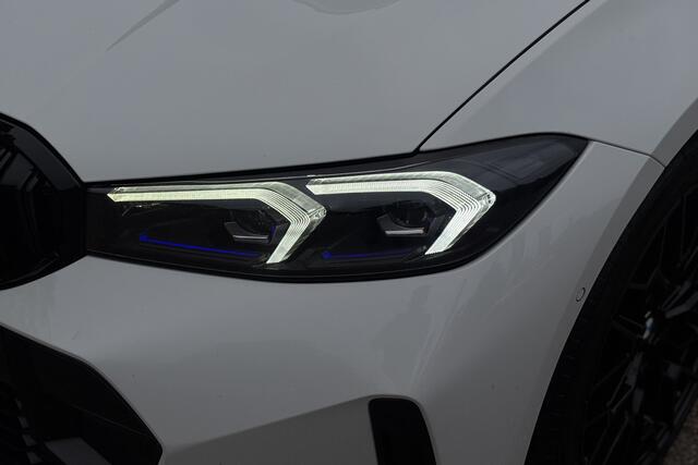 BMW 3-SERIE Touring 330e M-Sport Pro | Panodak | Memory | Trekhaak | Laserlight | Adaptive Cruise | Camera