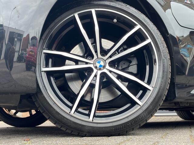 BMW 3-SERIE TOURING 320e HIGH EXECUTIVE M-SPORT PANODAK/LASER/NL-AUTO/66.000 KM!