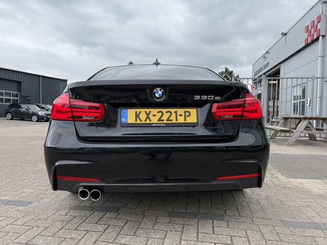 BMW 3-SERIE 330e Centennial High Executive M-pakket, Lederen bekl, Navigatie, Climate contr, etc..!!