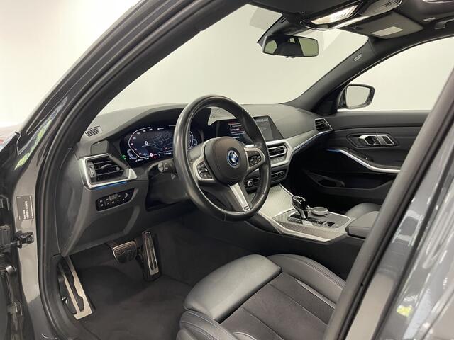 BMW 3-SERIE 330e xDrive M-Sport | Adaptief CC | Panoramadak | Trekhaak |