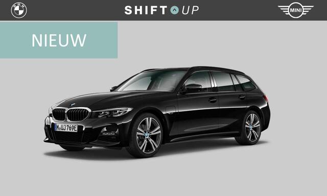 BMW 3-SERIE Touring 330e xDrive M-Sport | Panoramadak | Harman Kardon | Elektr. Trekhaak