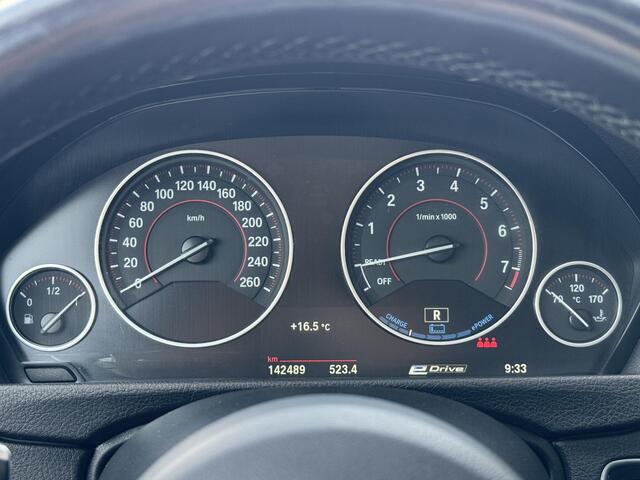 BMW 3-SERIE 330e M Sport 252 PK | Harman/Kardon | 19 inch | Carbon | Keyless
