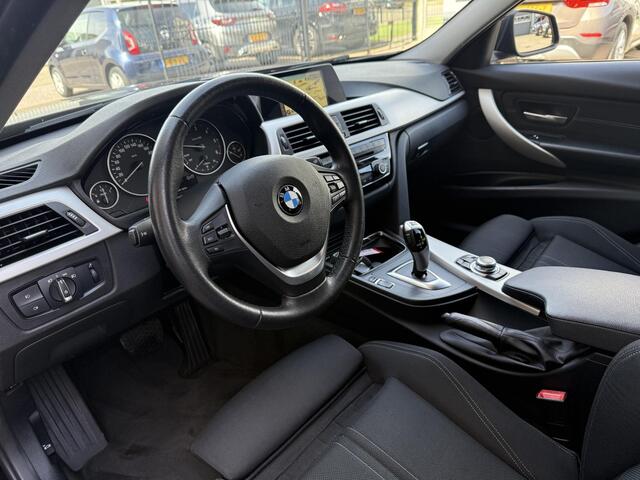 BMW 3-SERIE Touring 320d Centennial High Executive