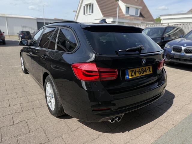 BMW 3-SERIE Touring 320d Centennial High Executive