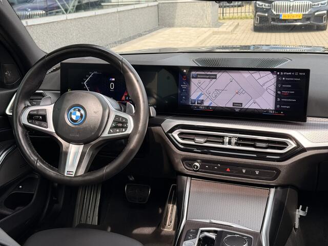 BMW 3-SERIE 330e | M-Sport | Harman Kardon | Pano | Cruise | Stoelverwarming | Led |