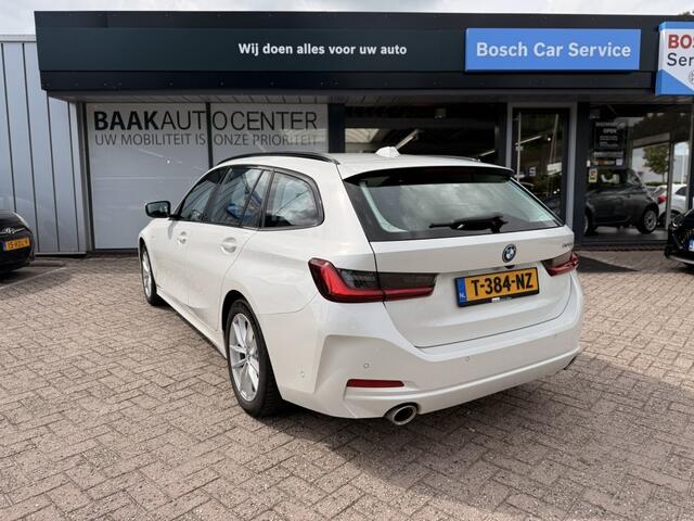BMW 3-SERIE 320e