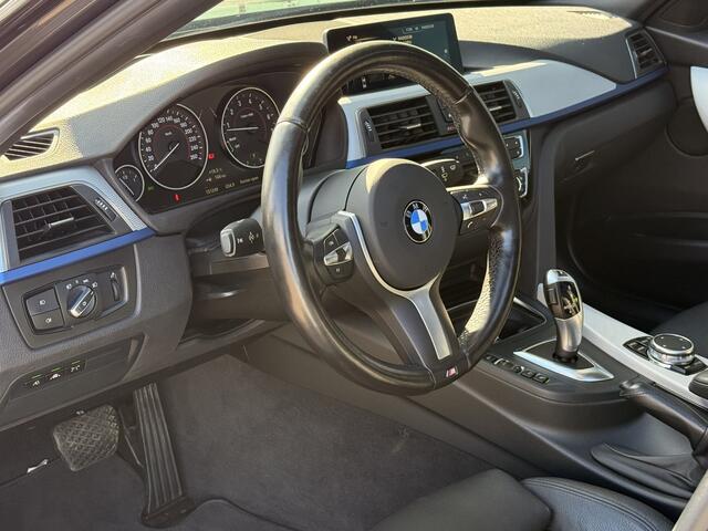 BMW 3-SERIE 320i M-Sport | 360 Camera | Head-Up | Leder | Schuif / Kantel Dak | Stoelverwarming |