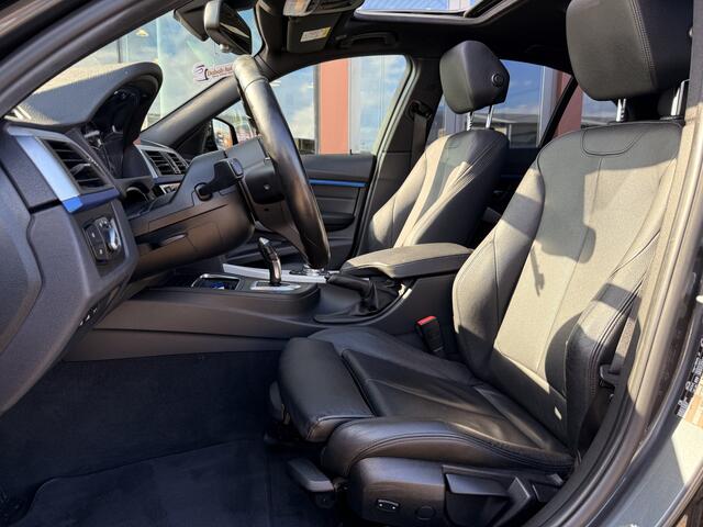 BMW 3-SERIE 320i M-Sport | 360 Camera | Head-Up | Leder | Schuif / Kantel Dak | Stoelverwarming |