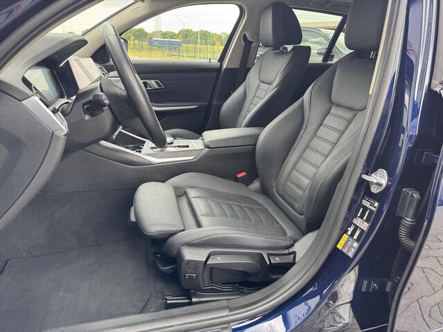 BMW 3-SERIE Touring 330e Business Edition Plus 292 pk | Head up | Laser licht | Keyless