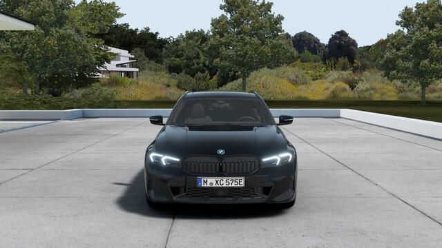 BMW 3-SERIE Touring 330e M Sport Automaat / Panoramadak / Trekhaak / Sportstoelen / Active Cruise Control / Adaptieve LED / Parking Assistant Plus / Comfort Access