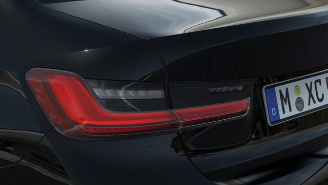 BMW 3-SERIE 330e M Sport Automaat / Schuif-kanteldak / Trekhaak / Sportstoelen / Achteruitrijcamera / Comfort Access / Parking Assistant / Stoelverwarming