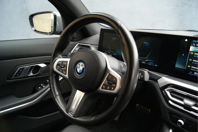 BMW 3-SERIE Touring Facelift 320e 204PK xDrive M-Sport Shadow/Widescreen/Harman-Kardon//Keyless/Leder Aut8