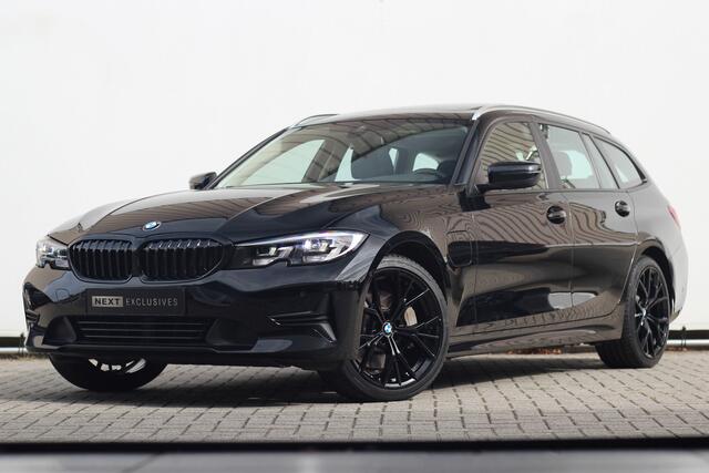 BMW 3-SERIE Touring 330e xDrive | Pano | Trekhaak | Camera