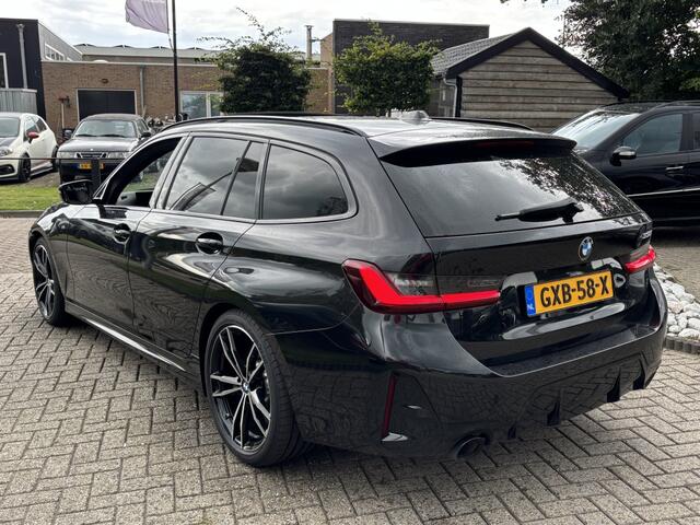 BMW 3-SERIE 330i M-Pakket 2024 Btw Auto Lichte Schade