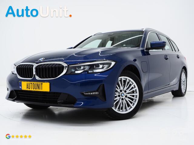 BMW 3-SERIE Touring 330e | Panoramadak | 360 | Head Up | Sportstoelen | Leder | DAB | Carplay