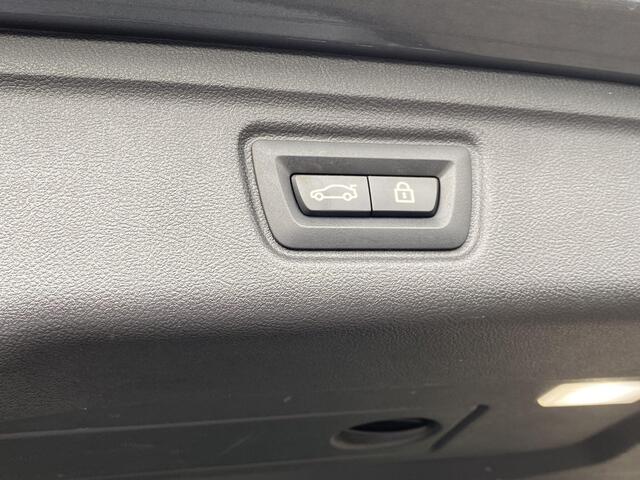 BMW 3-SERIE Touring 330e High Executive M SPORT VAN: 36.900,- VOOR: 34.330,- UW HERFSTVOORDEEL: 1.670,- EURO | DEALER ONDERHOUDEN | LASER LED | HRAMAN KARDON | PANORAMADAK