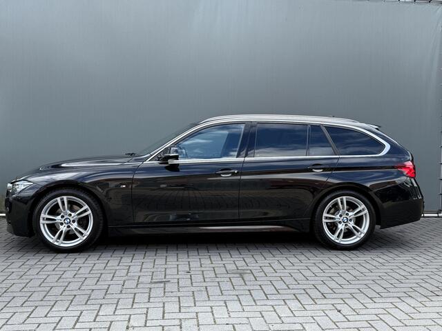 BMW 3-SERIE Touring BWJ 2019 318i M 136 PK Sport Corporate Lease AUTOMAAT / NAVI / CLIMA / CRUISE / STOELVERW. / LEDER / ELEKTRISCHE ACHTERKLEP / LMV / PDC