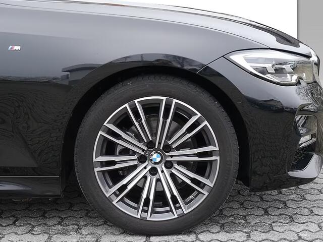 BMW 3-SERIE 320iA M-SPORT ** LED, LC Prof, NAVI+, LEDER, MEMORY-, SPIEGEL-, 18-inch LMV ** UNFALLFREI ** ** INFORMEER OOK NAAR ONZE AANTREKKELIJKE FINANCIAL-LEASE TARIEVEN **