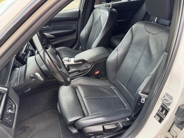 BMW 3-SERIE 318I M-Sport Leder Navi Clima Cruise NAP