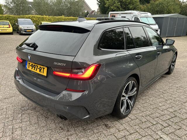 BMW 3-SERIE Touring 330i xDrive High Executive Pano